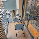 Modern And Bright Apartment In Eixample 2-2