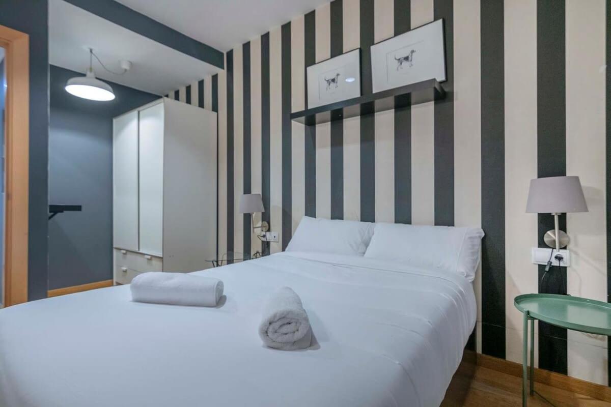 Lejlighed Modern And Bright In Eixample 2-2 *